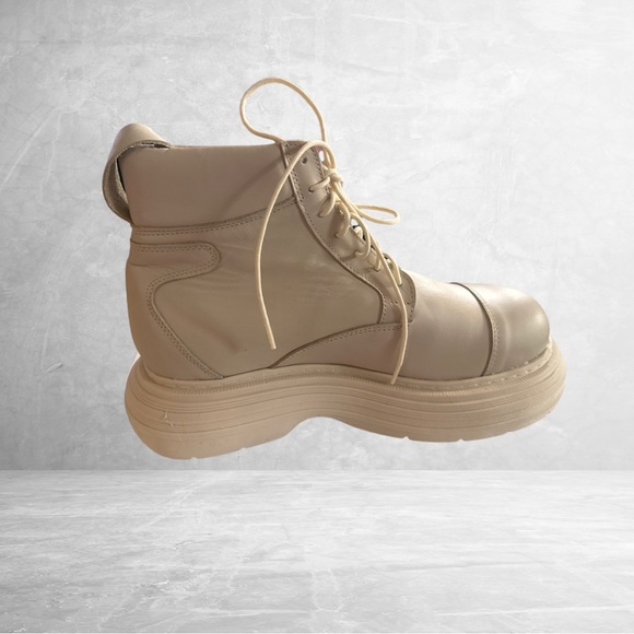 L’intervalle Yuni Beige Combat style Boots - Picture 9 of 10